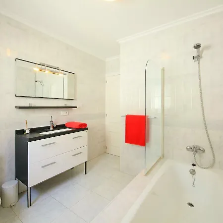 Karibuni By Interhome *