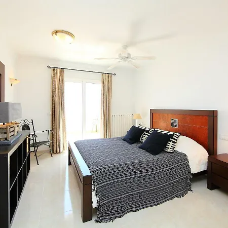 Karibuni By Interhome *