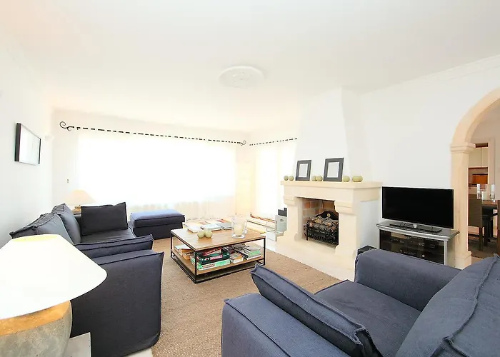 Karibuni By Interhome Villa