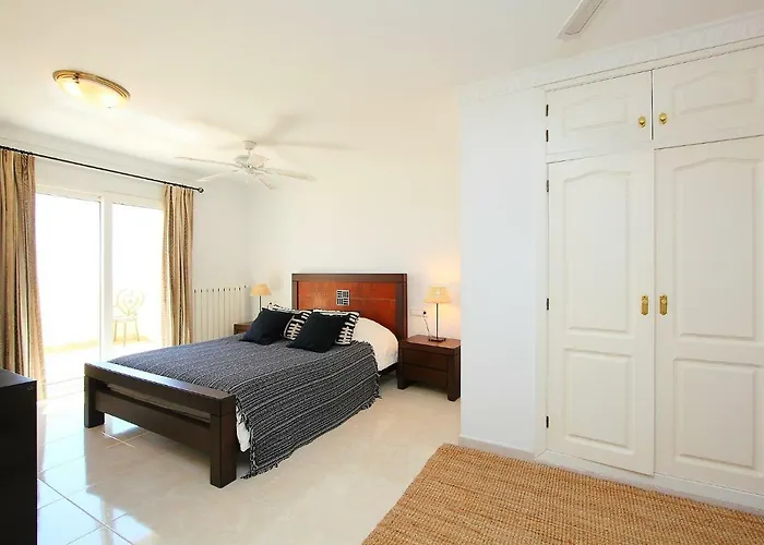 Karibuni By Interhome Villa