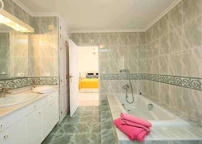 Karibuni By Interhome *