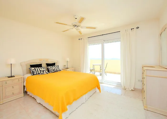 Karibuni By Interhome *