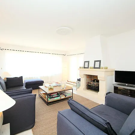 Karibuni By Interhome Villa